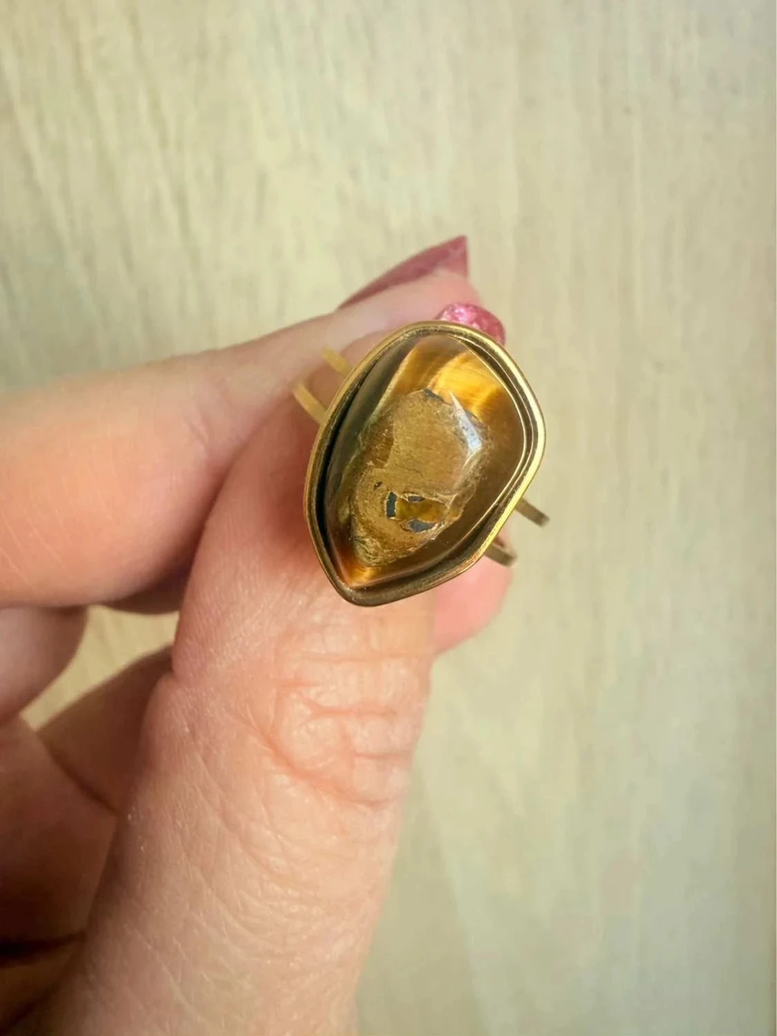 Bague grosse pierre marron